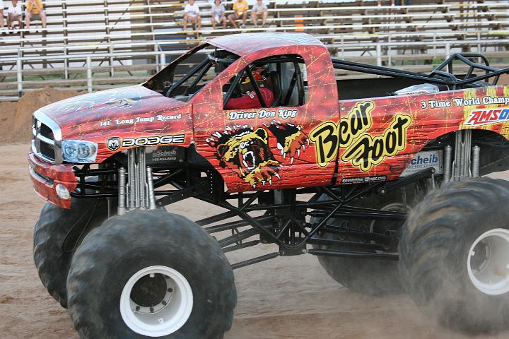 trucks 208.JPG